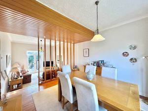 Photo 17- click for photo gallery